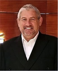 Uwe M.